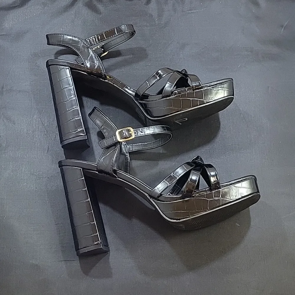 BRAND NEW OLIVIA MILLER HIGH BLOCK HEEL OPEN TOE ADJUSTABLE BUCKLE SANDAL